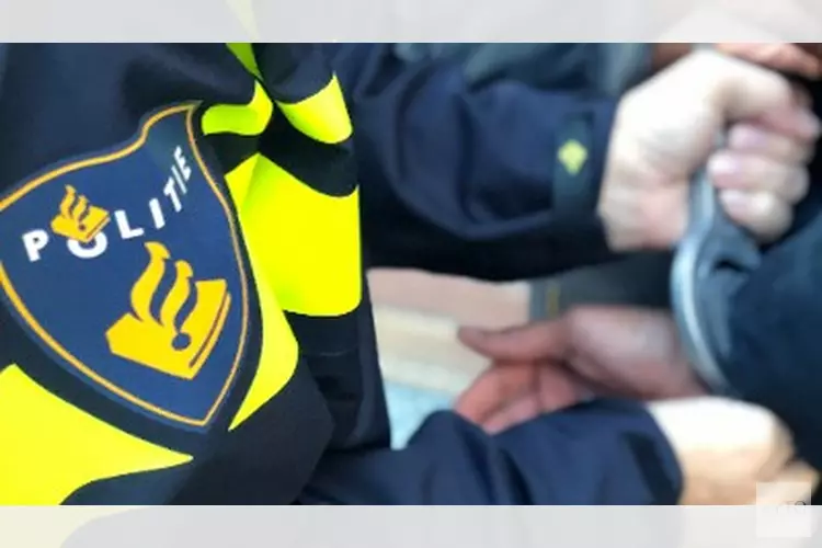 19-jarige man aangehouden voor drie overvallen in Enschede