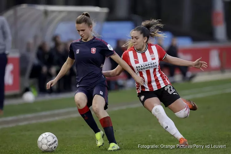 FC Twente als koploper play-offs in na winst bij PSV