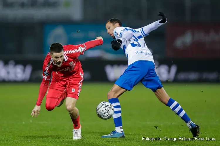 FC Twente straft fouten PEC Zwolle af