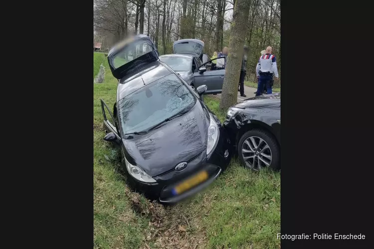 Achtervolging gestolen auto, drie mannen aangehouden